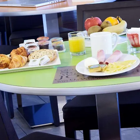 فندق كيرياد مارسيليا بروفينس - آيروبورت 3*