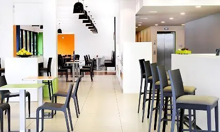 Hotel Express - Marseille Airport, An Ihg
