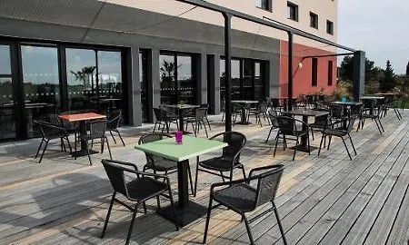 Express - Marseille Airport, An Ihg 3* Vitrolles (Bouches-du-Rhone)