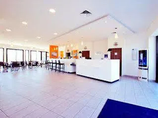 Hotel Express - Marseille Airport, An Ihg